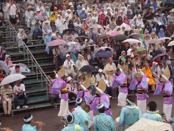 阿波踊り